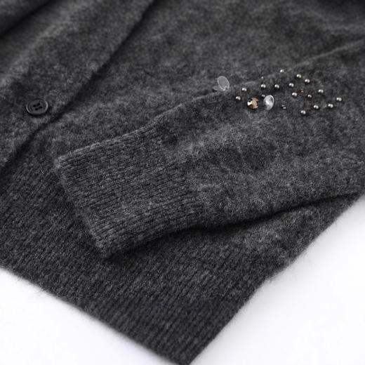 【秋冬精选】现货2025冬季新款时尚亮片钉珠羊毛针织衫开衫女184113 商品图6