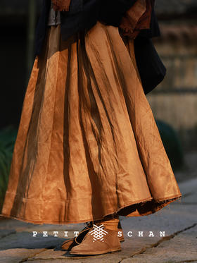 Petit Schan小闪 CLO#1024 Sway gently 摇曳 意大利亚麻混纺抽绳松紧腰脏染大摆量伞裙
