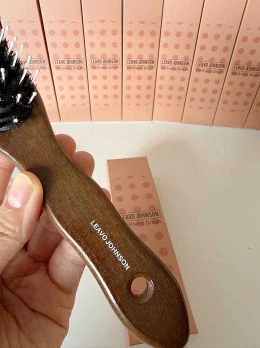 F011361简约实用蓬松高颅顶便携头皮按摩猪鬃毛梳子 商品图5