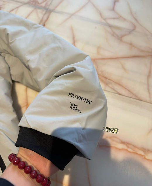 原单正品凯乐石达古连帽鹅绒羽绒服 小码女生可以穿 
鹅绒清仓了哈  黑色只有S了   灰色 码数齐
700蓬鹅绒填充，轻盈保暖，面料又防水防脏，特别好打理！
断码亏本特价 商品图11