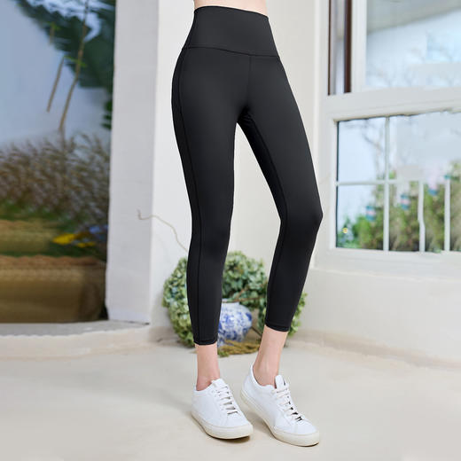 A20781蜜桃臀运动瑜伽八分裤 商品图10