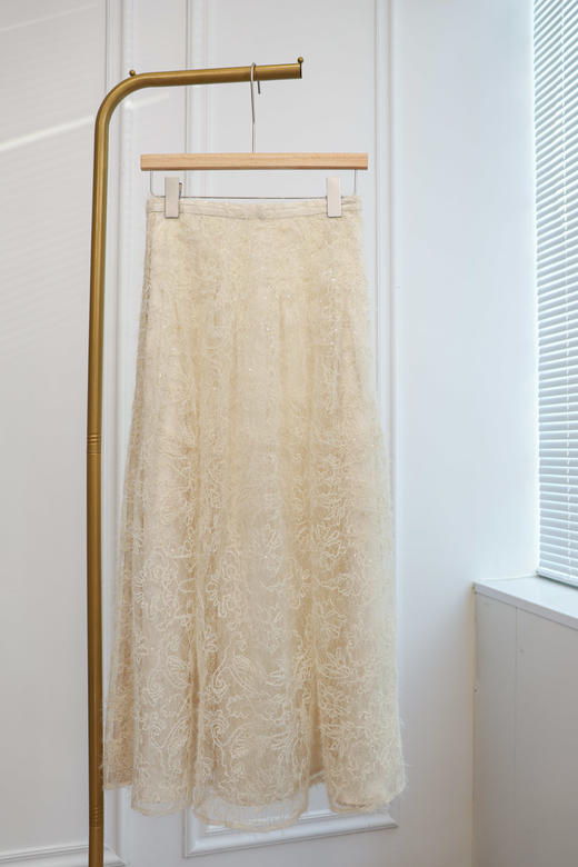 归浅织羽|重工蕾丝优雅半裙 商品图1