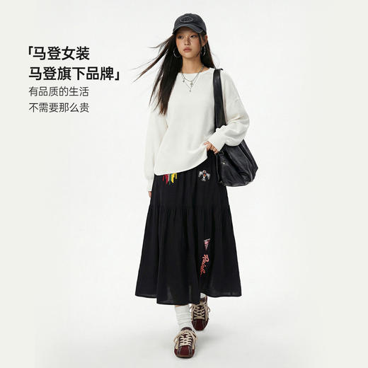 马登黑色复古松紧腰刺绣花A字过膝大裙摆半身长裙拼接裙子女士春 商品图4