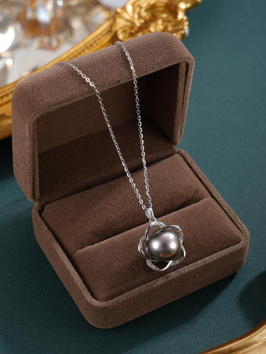 子佩集【花开墨恋】银S925珍珠惜王妃套链【HJYDZ008】10.5mm珠黑珠花绕五瓣花2601 商品图2