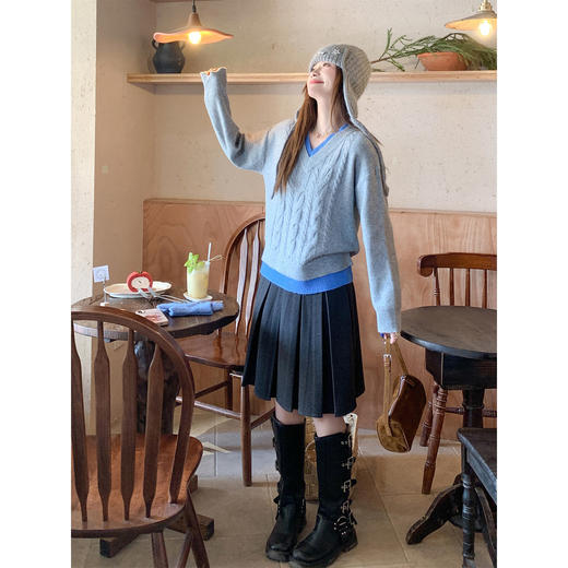 <曾小咸推荐>现货秒杀 ！微信超特价！韩系麻花假两件v领毛衣 日常199.99 立减110 秒杀89.99！！ 商品图4