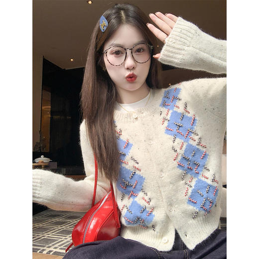 【169元任选2件】现货！韩系菱格毛衣开衫 商品图1