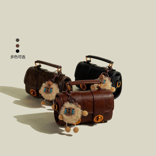 【美式高级感❗️美拉德单肩包】复古与现代的完美结合，斜挎/单肩两用，轻松凹造型，触感细腻柔软，耐磨性和抗皱性，外出小拎式2026年秋冬单肩包斜挎剑桥包女包QQ 商品图2