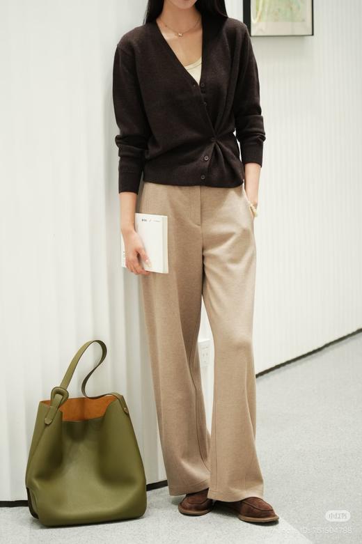 113-3 大爆款 纯圆正 小禾 侧缝前移 显瘦保暖 牦牛绒直筒长裤 商品图5