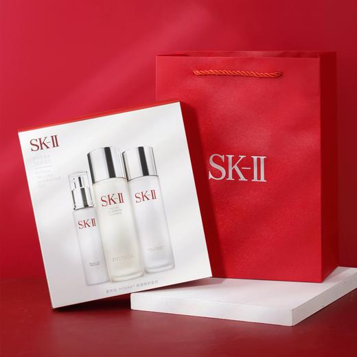 优选丨送礼袋【顺丰直发】SK-II多方位三件套盒（神仙水230ml+清莹露230ml+乳液100ml） 商品图5