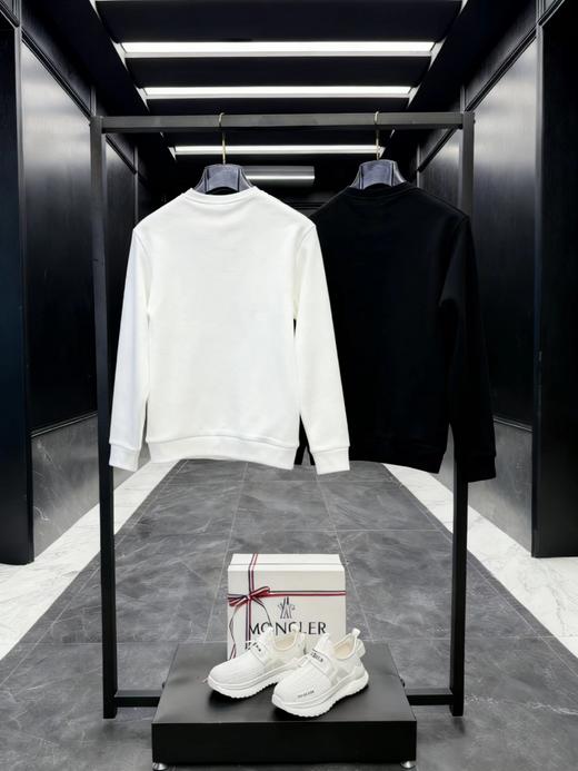 F011351徽章刺绣70周年纪念款套头圆领卫衣 商品图1