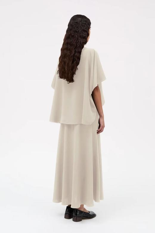 Mark Kenly Domino Tan 26PS 黑沙拼色/沙色belinda绉纱一片式上衣 商品图6