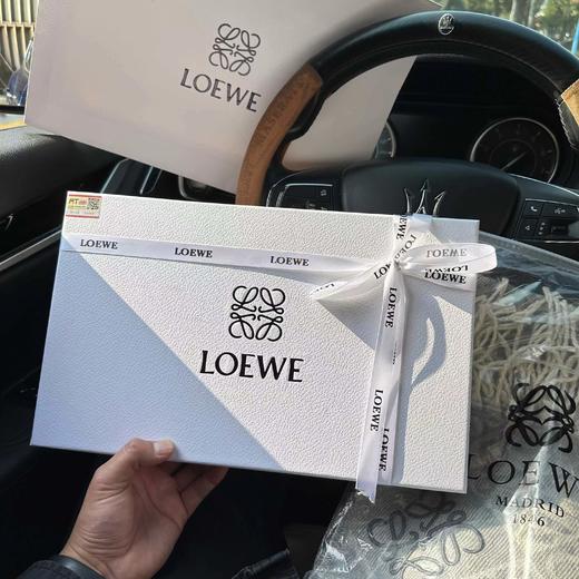 F011378冬季浅灰色满印提花羊绒刺绣围巾披肩 商品图6