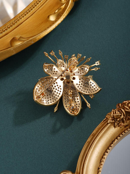 子佩集【花开永恒】珍珠惜王妃胸针【HJYXZ003】12.5mm珠镀金桃花金色珠2601 商品图4