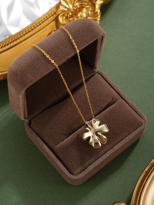 子佩集【花缘灿梦】银S925珍珠惜王妃套链【XXDZ052】7mm珠镀金三瓣花双色2601 商品图11