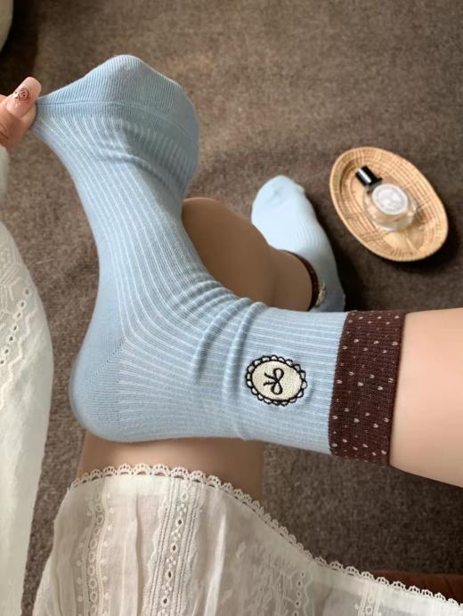 <曾小咸推荐>撞色刺绣蝴蝶结 日常价89/4双！ 活动价49/4双！【预售款，预计3-15天发货】 商品图1