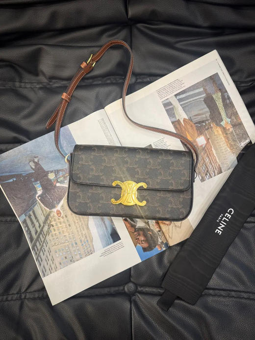 Celine Triomphe 老花 凯旋门 腋下包 商品图0