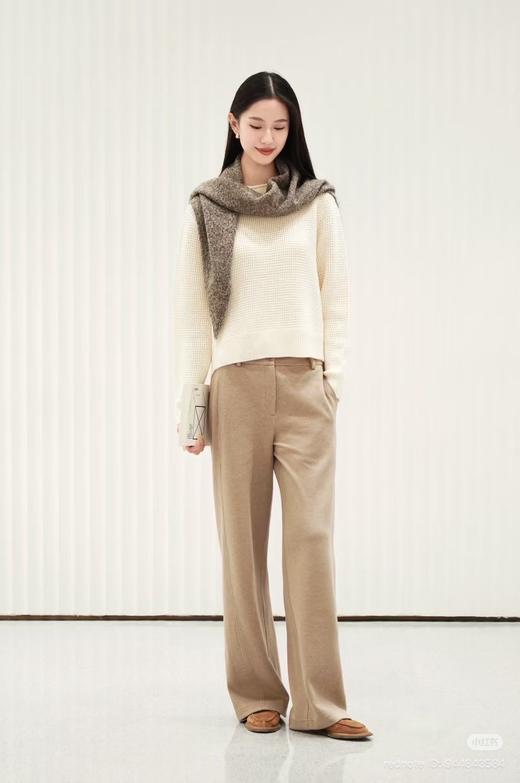 113-3 大爆款 纯圆正 小禾 侧缝前移 显瘦保暖 牦牛绒直筒长裤 商品图6