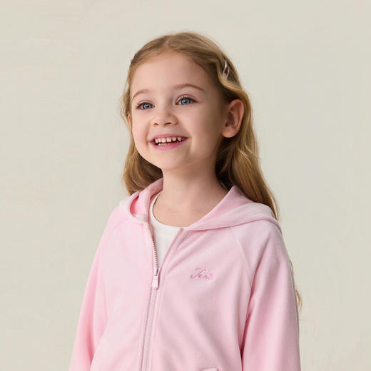 马克珍妮软糯舒适女童天鹅绒套装2026年春装新款560113 商品图2