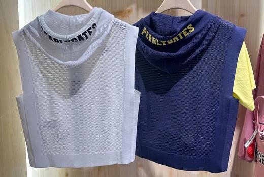 PG家新款女士镂空薄款针织背心来啦！纯原❗️一线针织工厂出！最新一季的爆品🔥！是海报主推的一件重工小背心！一件背心拥有拉链+撞色穿绳+徽章等多个复杂工艺！针织的东西看材质看缝盘！一眼高品质！ 商品图1