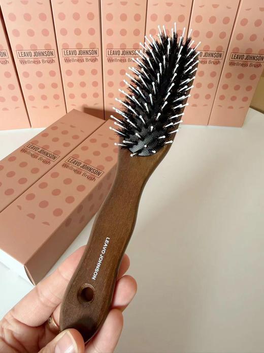 F011361简约实用蓬松高颅顶便携头皮按摩猪鬃毛梳子 商品图3