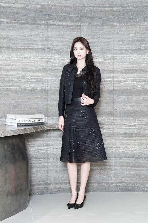 歌力思ELLASSAY女装星宿大师皮衣EWE371X00100 商品图0