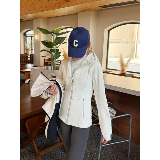 2601201  cross chill 加绒款 健身外套，当内搭保暖 商品图2