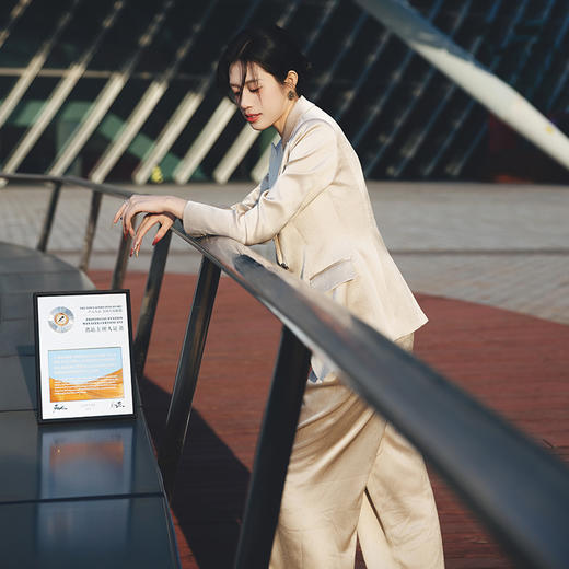 法小曼*子珍/轻奢金丝肌理感西装马甲百褶裙精致三件套女 商品图9