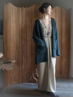 Jai 油墨绿蒙古真丝羊绒手摇织机外套