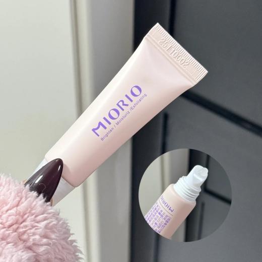 干唇党狂喜🥳【米澳拉淡纹焕唇啫喱】唇纹消失术 get✅丰润绵密的凝脂啫喱，触感丝滑如绸缎🎀妥妥的化妆党本命润唇神器💄 商品图1