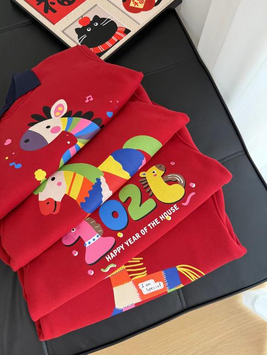 F011370浓浓中国年氛围拿捏住！小马印花内里夹绒软糯保暖儿童红色卫衣 商品图2