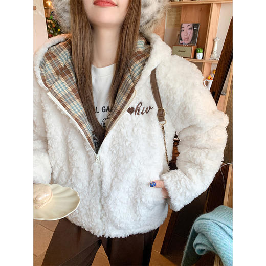 <曾小咸推荐>现货秒杀 ！微信超特价！韩系小熊耳朵羊羔绒外套 日常329.99 立减170 秒杀159.99！！ 商品图3