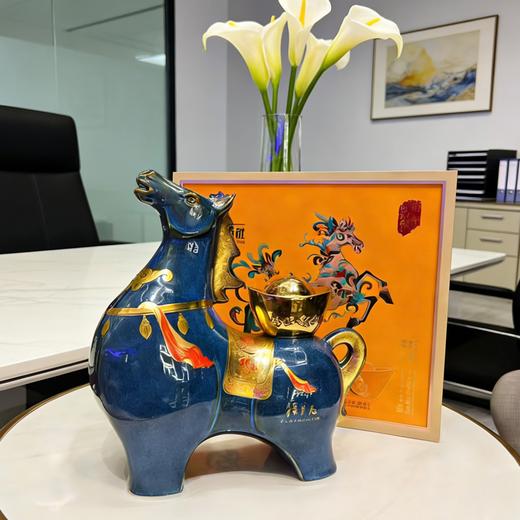 疯抢中！！【爆仓！预售3月底之前发货】【送高端新年礼盒】【茅台供销社“马上有钱”生肖酒】53度酱香型白酒 1500ml/瓶/坛/送手提礼袋 商品图6