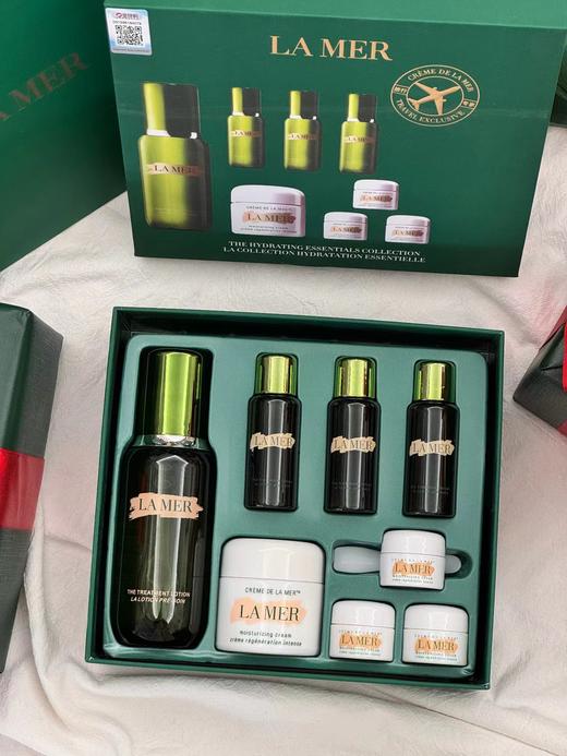 F011377精粹水150ml+水30ml*3+精华面霜60ml+面霜7ml*3旅行八件套盒 商品图2