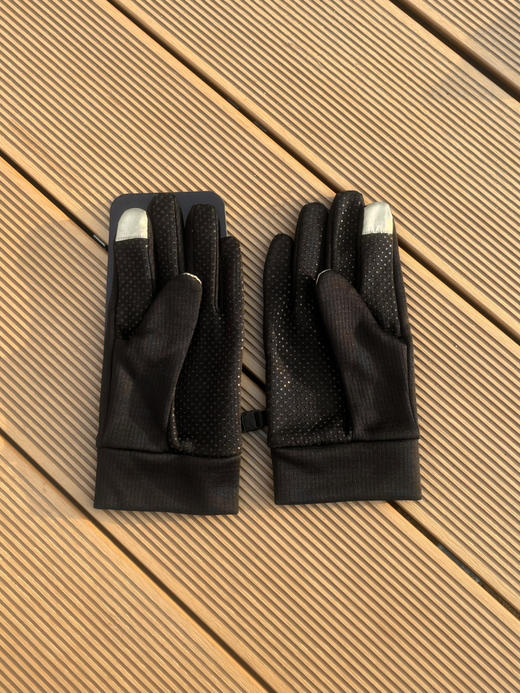 .两色，手套，安德玛ua印花logo保暖防护可触屏防滑手套 商品图1