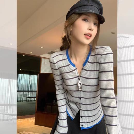 <曾小咸推荐>撞色条纹长袖T 日常139/件 活动价89.99/件！【预售款，预计3-15天发货】 商品图2