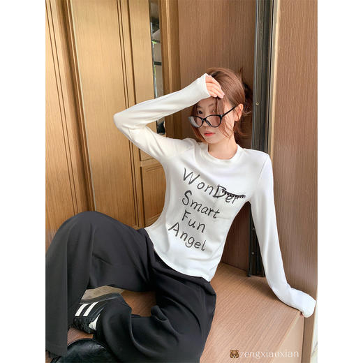 <曾小咸推荐>现货秒杀 ！微信超特价！韩系字母印花磨毛打底衫 日常129.99 立减70 秒杀59.99！！ 商品图2