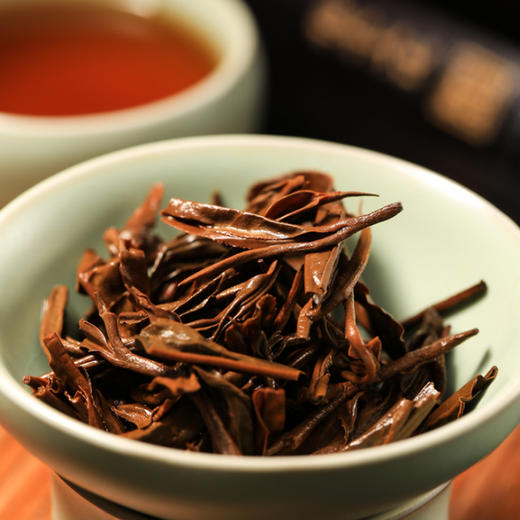 鸣龙骅骏迎福金骏眉180g 商品图2