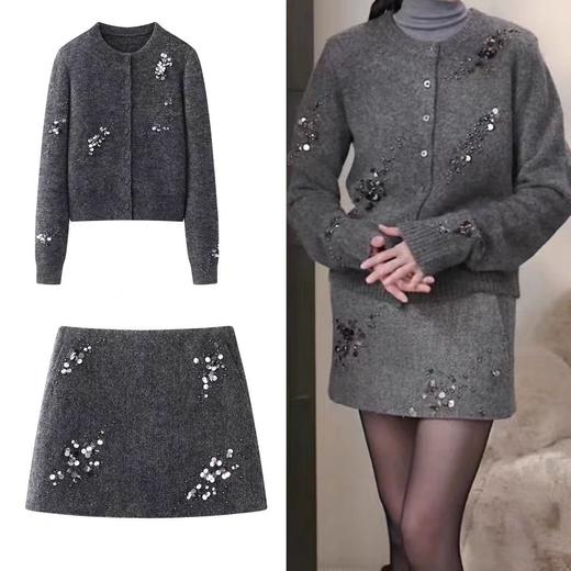【秋冬精选】现货2025冬季新款时尚亮片钉珠羊毛针织衫开衫女184113 商品图0