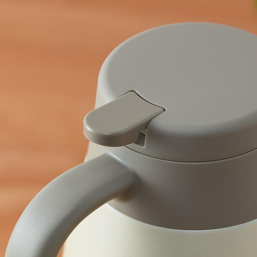 大容量暖水瓶保冷保温家用便携热水壶桌上保温壶 商品图5