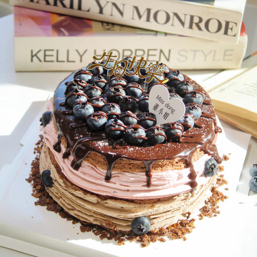 蓝莓巧克力蛋糕 商品图0
