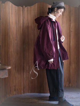 Toogood 覆盆子色涂蜡棉探险家外套