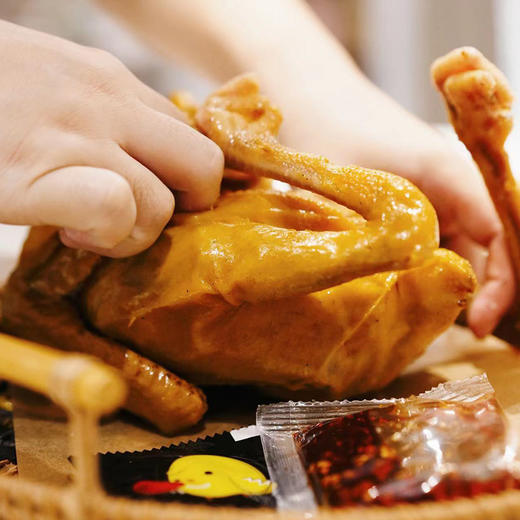 盐焗老母鸡 #跑地500天的老母鸡，加上调料，鲜美紧实有嚼劲，吃完嗦手指，无鸡不成宴，过年餐桌推荐 商品图4