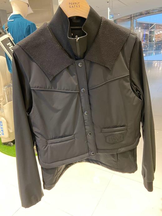 PG家新款女士两件套棉外套来啦！渠道高品质❗️独家🔥！现如今应该是它家秋冬最为抢手的系列！时尚好穿又辨识度，可拆成背心➕外套单穿，实用度up！可以游刃有余地搭配任何风格的单品，集可爱时髦与秀气一体! 商品图4