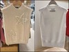 PG家新款女士羊毛🦙针织背心来啦！渠道高品质❗️品味品质这件都有！不管是颜色还是版型！真心脱颖而出的存在！羊毛➕功能纱线的这种挺括造型感！很好配大衣！棉服！羽绒！！ 商品缩略图1
