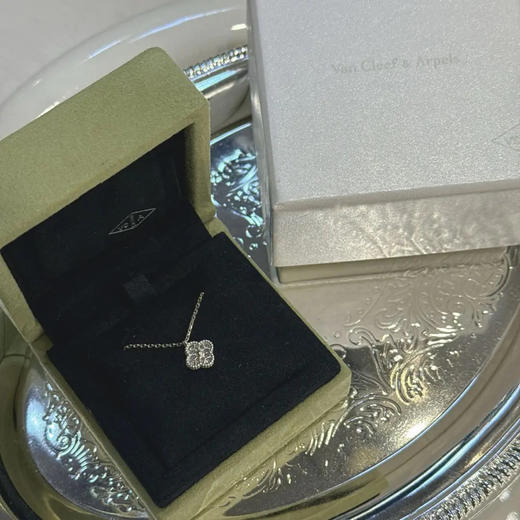 梵克雅宝 单花 小号 镶钻 白金 项链 商品图1