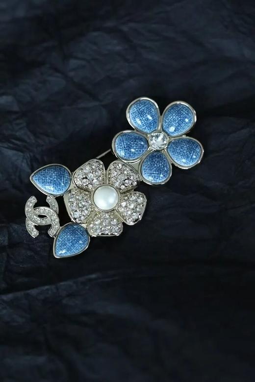 丹宁山茶花系列耳钉、胸针 商品图3