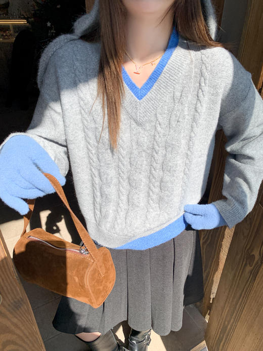 <曾小咸推荐>现货秒杀 ！微信超特价！韩系麻花假两件v领毛衣 日常199.99 立减110 秒杀89.99！！ 商品图7