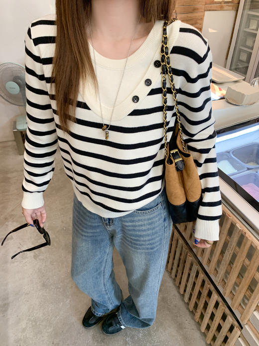 <曾小咸推荐>现货秒杀 ！微信超特价！韩系假两件条纹针织衫 日常159.99 立减80 秒杀79.99！！ 商品图8