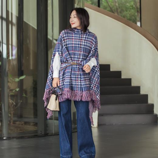 【林栖设计小店】格纹毛织披肩复古气质宽松高领2025秋冬新款流苏斗篷上衣2954006 商品图3