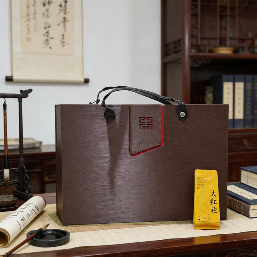 🔥🔥🔥传世岩茶典范，开盒即享的雅致茶香，珍藏馈赠皆上品！——【皮质书型礼盒武夷大红袍】 ✅武夷大红袍！浓、醇、甘，岩茶界的传世佳酿！ 商品图0